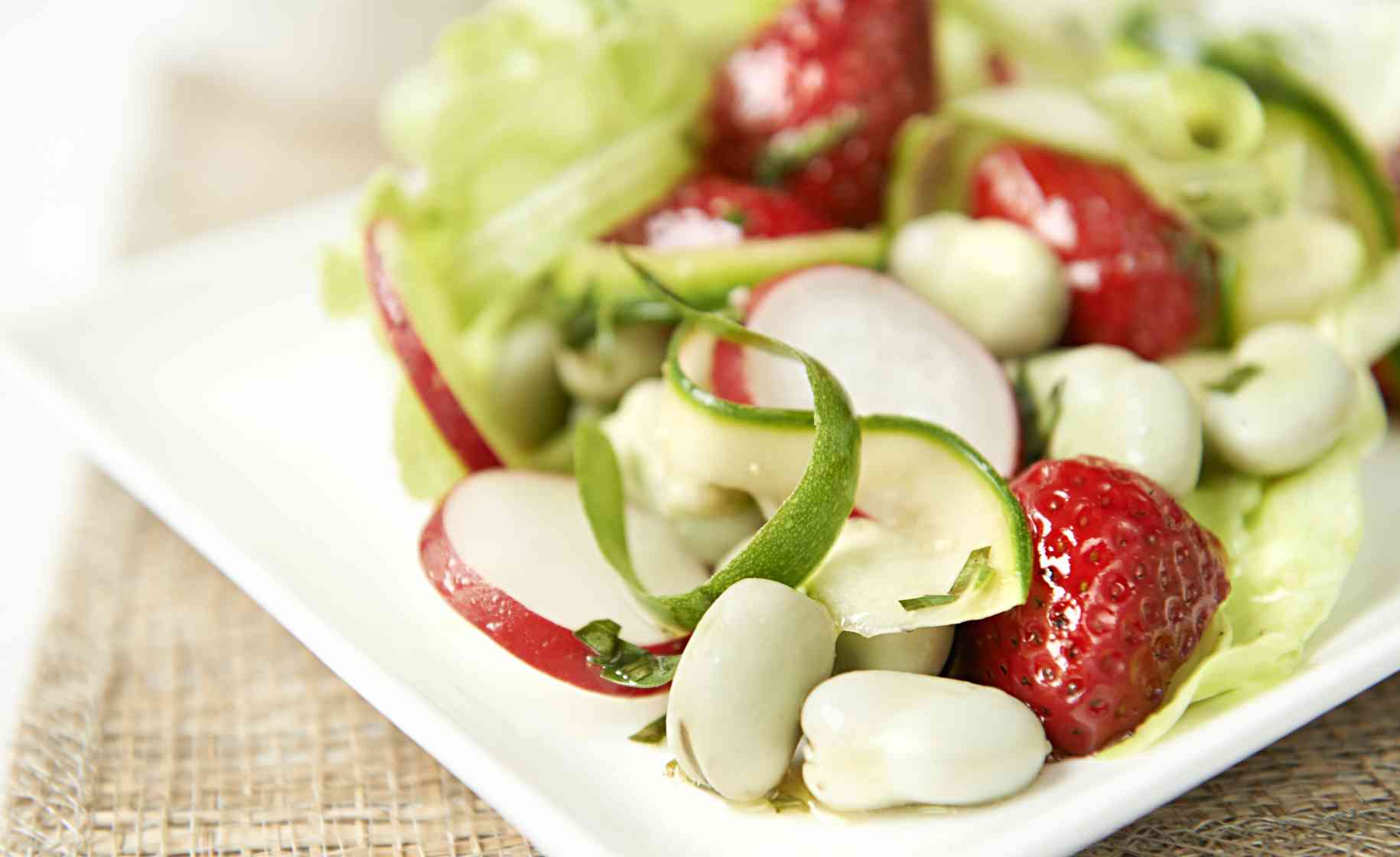 strawberry radish broad bean salad